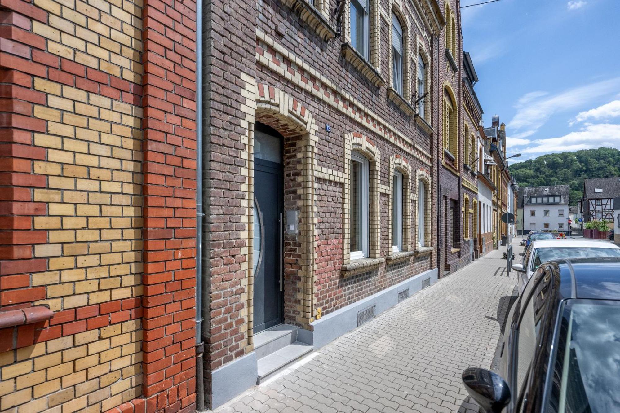 Wohlfuehlwohnung Mit 25 Qm Terrasse, Netflix Koblenz  Exterior photo
